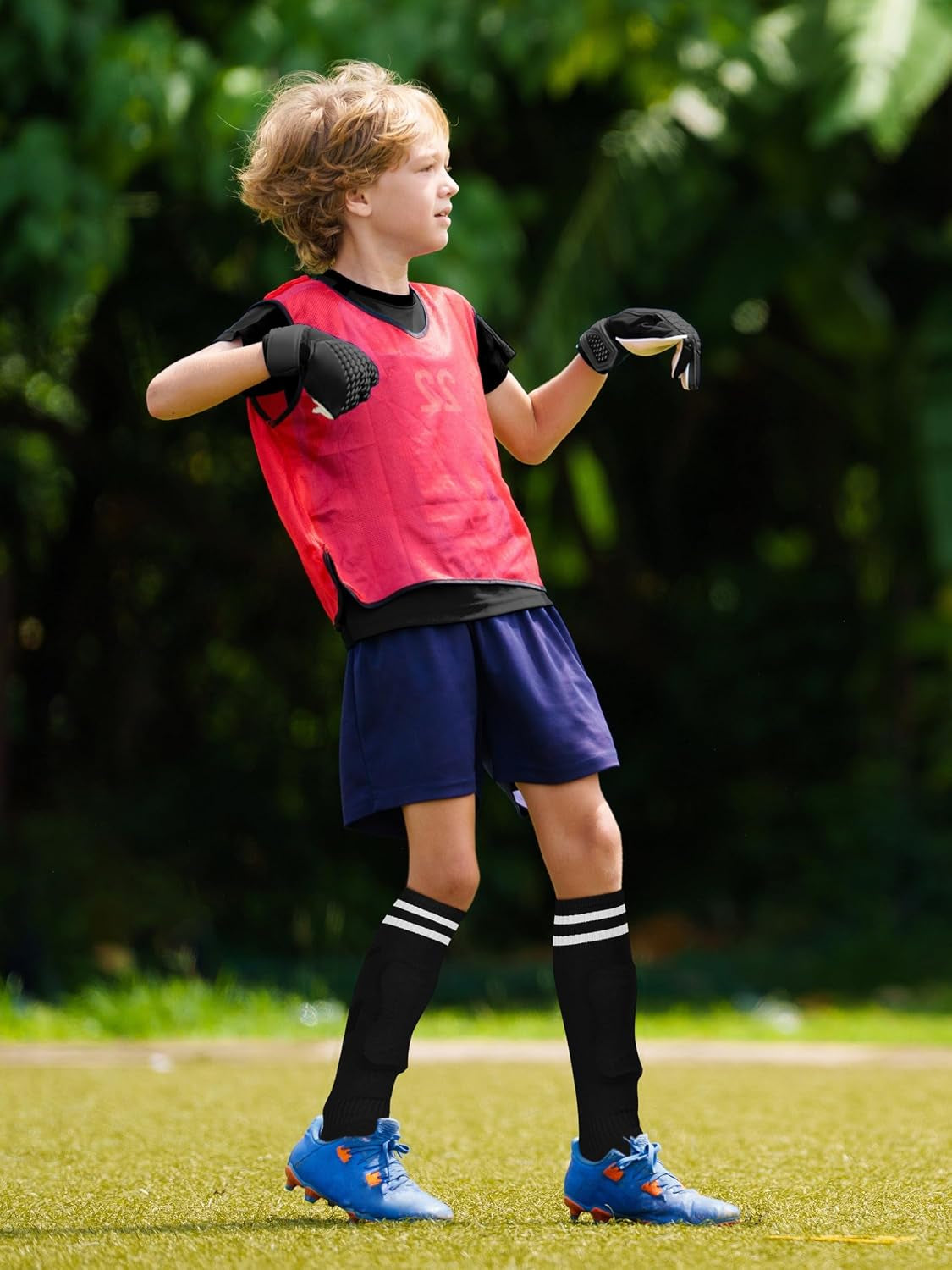 Kids Soccer Shin Guards and Socks Toddler Soccer Shin Pads Protective Defender Gear for Boys Girls Ages 3-15 Great for Training, Matches, Inspired by the World Cup